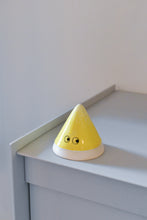 Load image into Gallery viewer, Familia