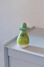 Load image into Gallery viewer, Familia