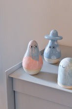 Load image into Gallery viewer, Familia