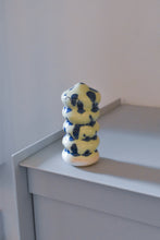 Load image into Gallery viewer, Familia