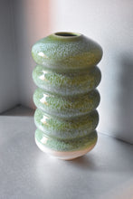 Load image into Gallery viewer, Hana Vase