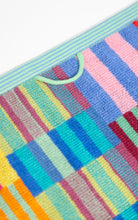 Load image into Gallery viewer, Bath Mat Tulip Quilt - #100