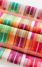 Load image into Gallery viewer, Odds &amp; Ends Towel Foekje Fleur #30C basket