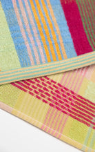 Load image into Gallery viewer, Odds &amp; Ends Towel Foekje Fleur - #118