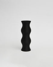 Load image into Gallery viewer, 91-92 Plastic Surgery 03 Vase - Black
