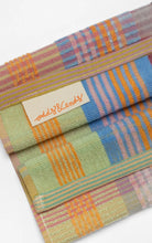 Load image into Gallery viewer, Odds &amp; Ends Towel Foekje Fleur - #118