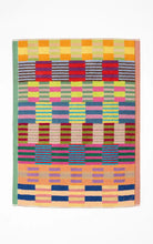 Load image into Gallery viewer, Tulip Quilt Bath Mat Foekje Fleur - #125