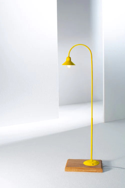The Cutest Lamp - Yellow