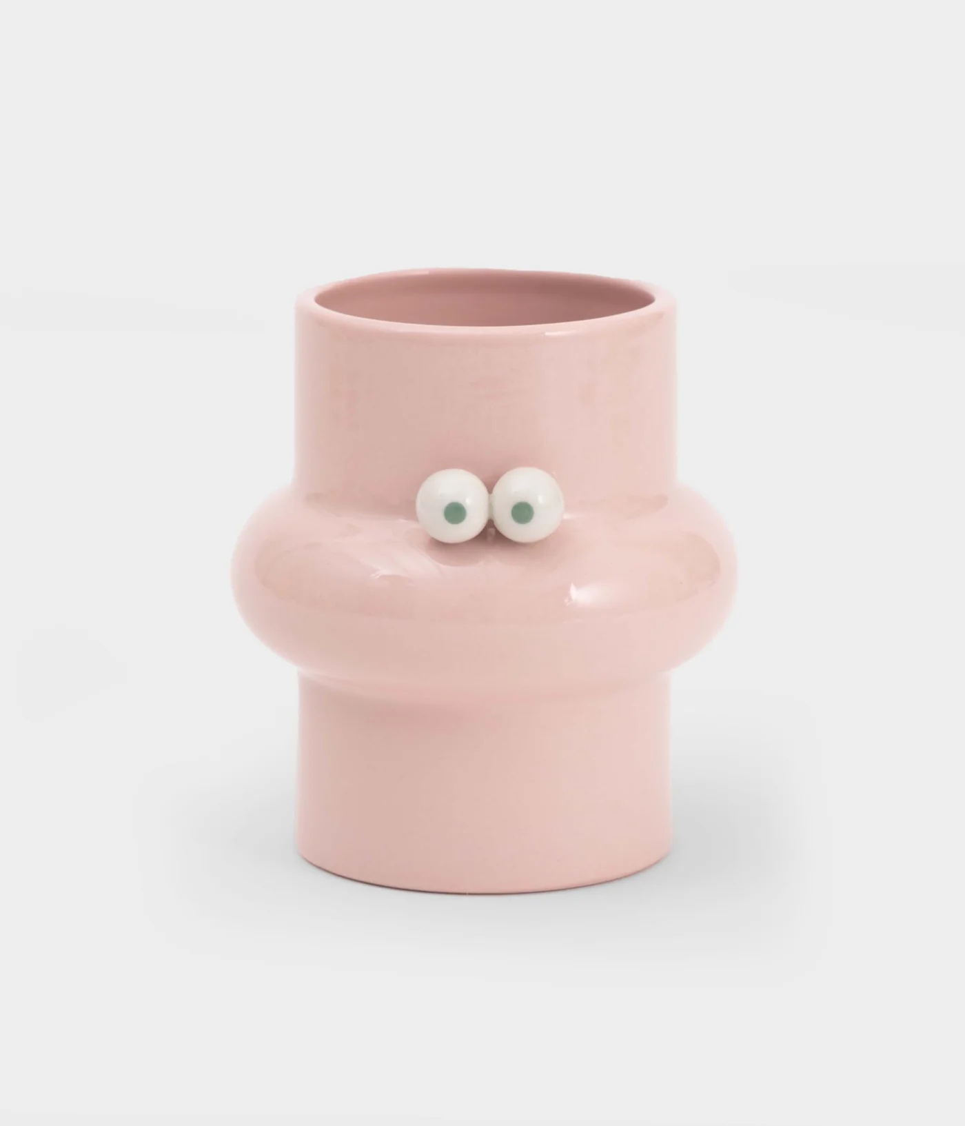 CUTE CUP by Lucas Zanotto