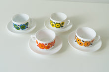 Load image into Gallery viewer, Set of 4 Arcopal France Espresso Coffee Cups