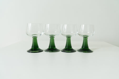 Set of 4 French vintage wine glasses Luminarc France