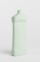Load image into Gallery viewer, Foekje Fleur - Bottle vase #14 mint