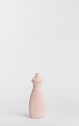 Foekje Fleur - Bottle vase #15 powder