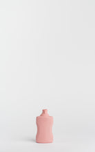 Load image into Gallery viewer, Foekje Fleur - Bottle vase #21 blush